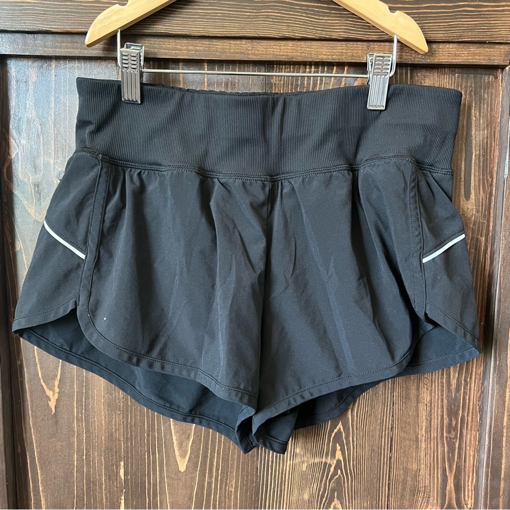Zella run shorts